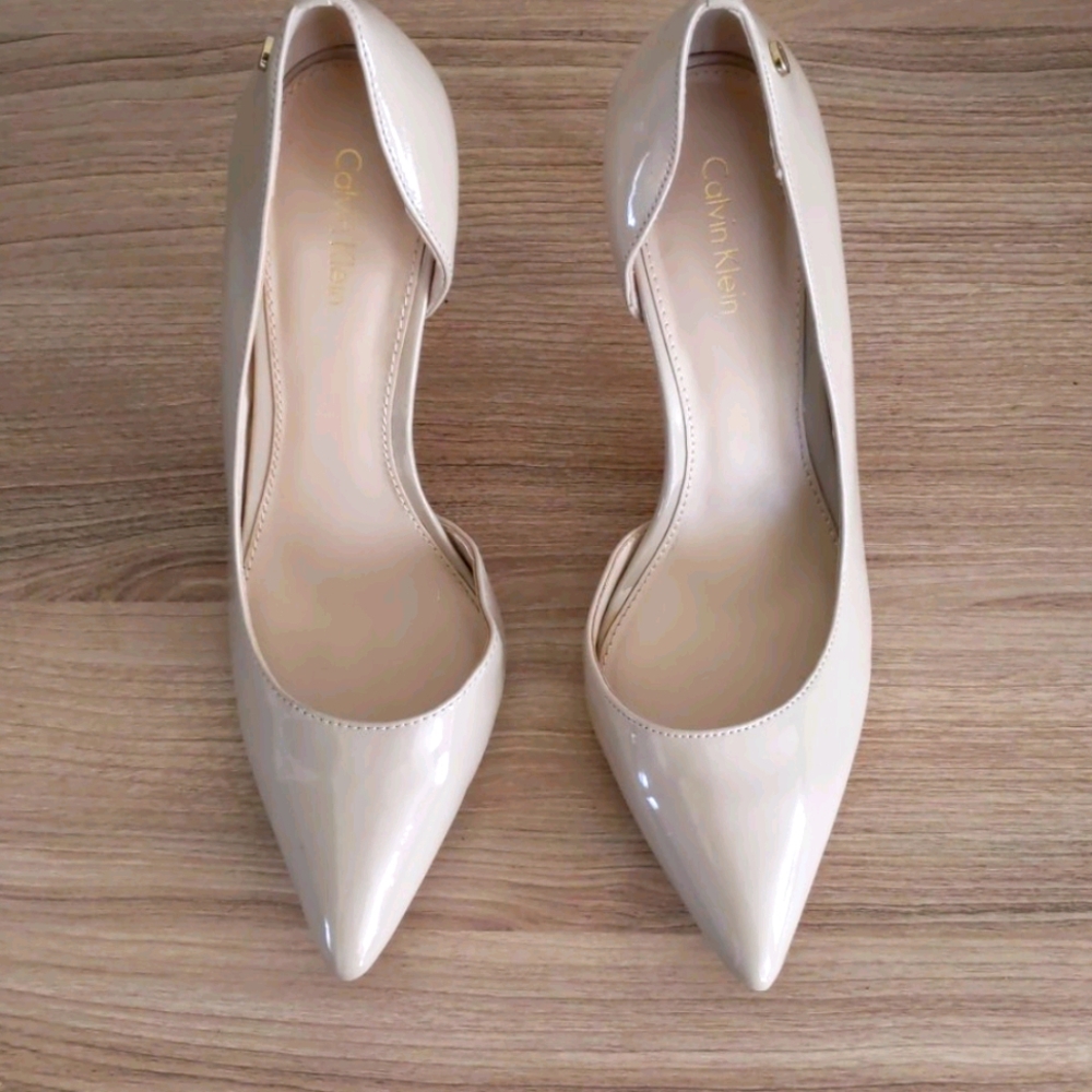 Nude Calvin Klein high heels size 7